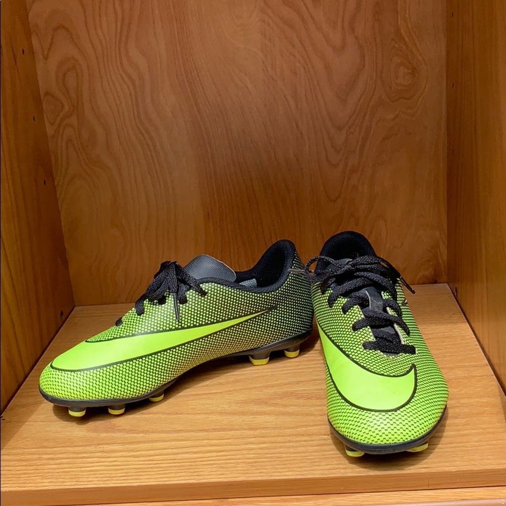 NEON ADIDAS BOY’S SOCCER CLEATS